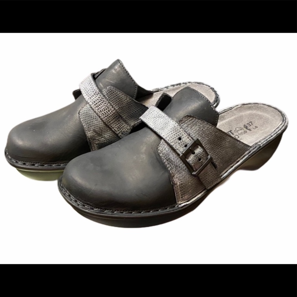 Naot Avignon Clogs New in Box size 37